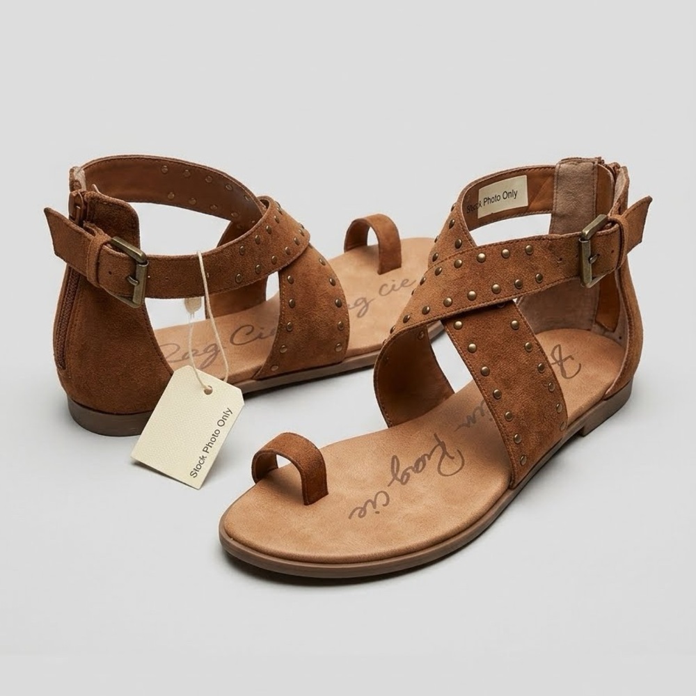 American Rag Cie tan and brown studded toe-loop flat sandals